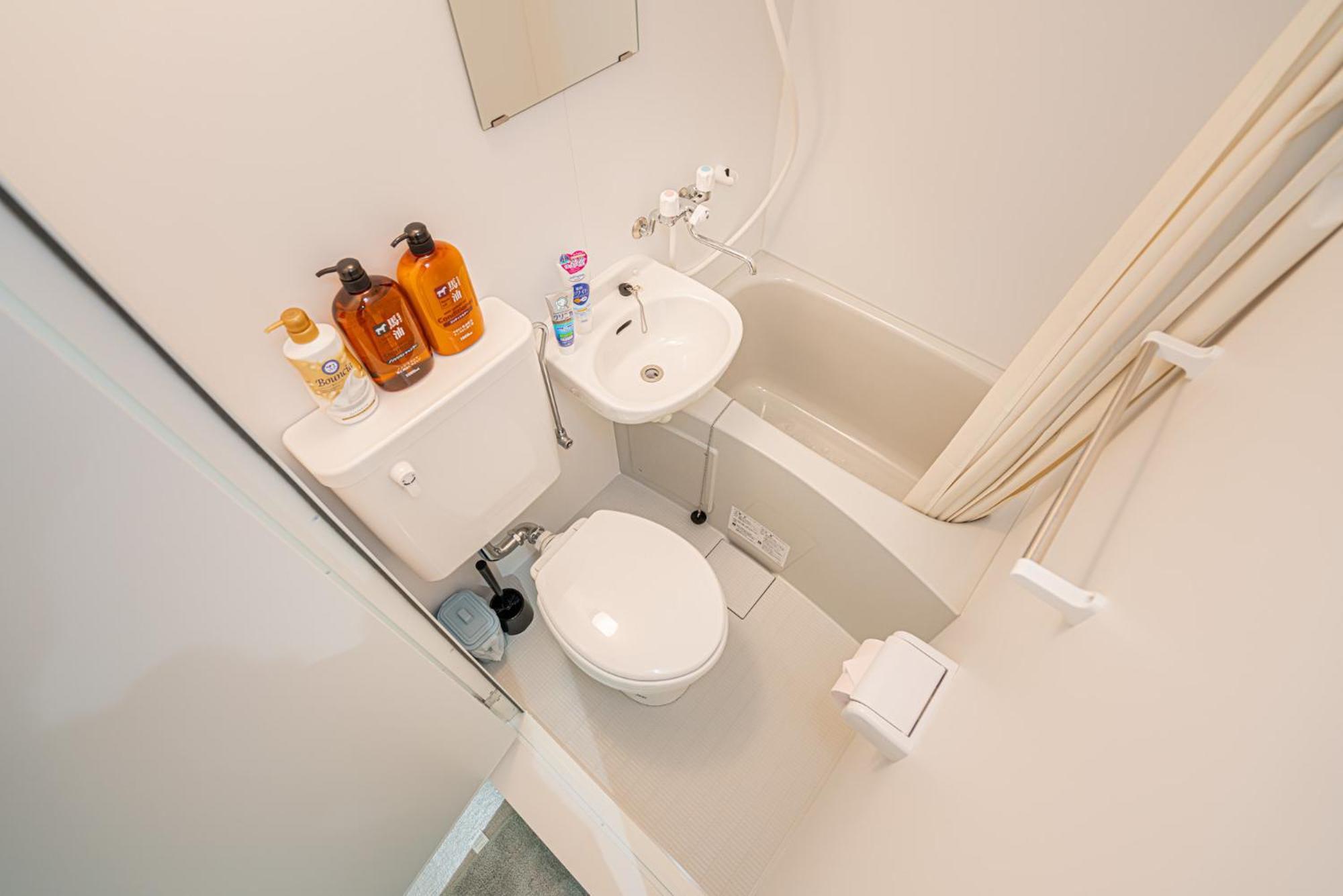 新宿市中心歌舞伎町東新宿駅徒步3分鐘免費wi-fi Apartament *